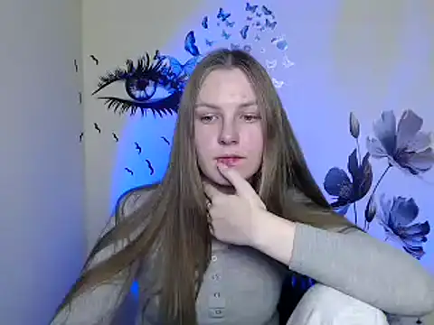 Snapshot of _AlMamiyy_ chatting on December 18, 1:37 am AlMamiyy online show from December 18, 1:37 am