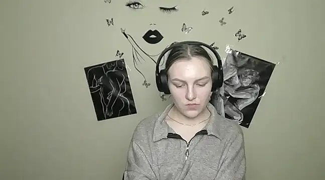 Snapshot of _AlMamiyy_ chatting on January 18, 4:53 pm AlMamiyy online show from January 18, 4:53 pm