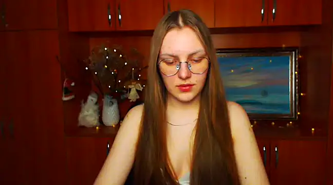 Snapshot of _AlMamiyy_ chatting on March 2, 4:53 pm AlMamiyy online show from March 2, 4:53 pm