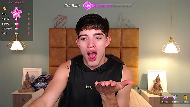 Snapshot of AlejooTwink chatting on January 12, 10:43 pm AlejooTwink online show from January 12, 10:43 pm