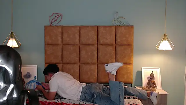 Snapshot of AlejooTwink chatting on January 15, 8:26 pm AlejooTwink online show from January 15, 8:26 pm