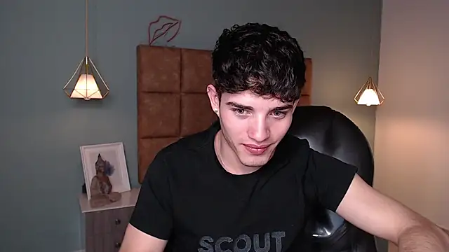 Snapshot of AlejooTwink chatting on January 23, 1:30 am AlejooTwink online show from January 23, 1:30 am