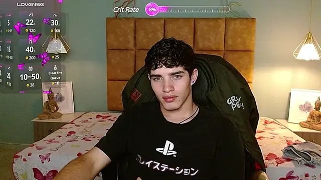 Snapshot of AlejooTwink chatting on March 13, 12:16 am AlejooTwink online show from March 13, 12:16 am