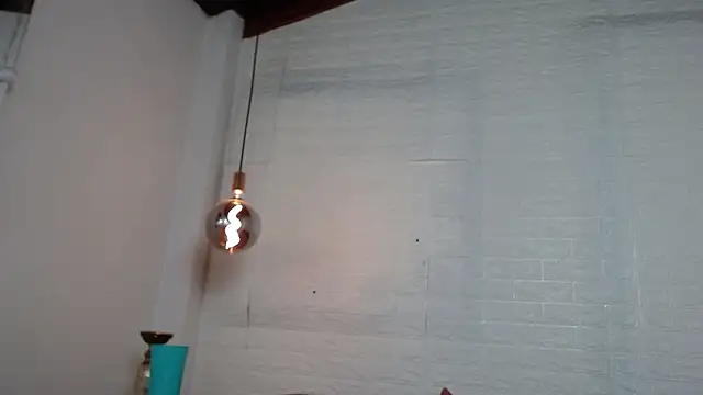Snapshot of Layla_707 chatting on February 8, 4:47 am Layla 707 online show from February 8, 4:47 am