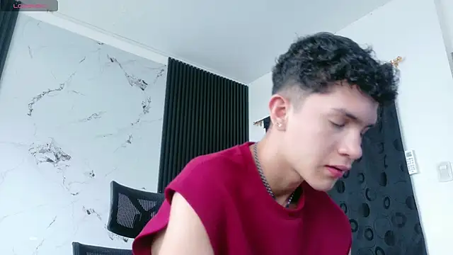 Snapshot of Noah_tyler_ chatting on July 31, 7:24 pm Noah tyler online show from July 31, 7:24 pm