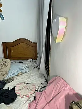 Leo bunny hot online show from April 19, 2:33 am