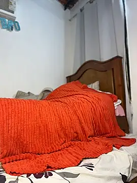 Snapshot of Leo_bunny_hot chatting on July 24, 11:47 pm Leo bunny hot online show from July 24, 11:47 pm