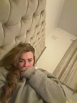 Snapshot of Mia_MilesXXX chatting on March 23, 4:49 am Mia MilesXXX online show from March 23, 4:49 am