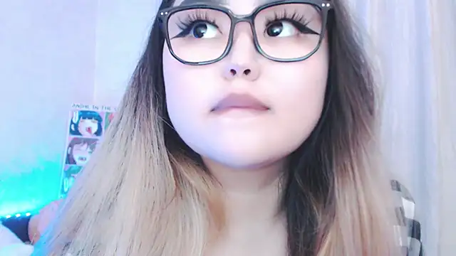 Snapshot of amelia_sunlight chatting on May 27, 3:42 pm amelia sunlight online show from May 27, 3:42 pm