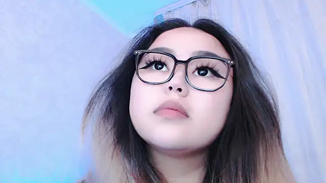Snapshot of amelia_sunlight chatting on June 14, 3:25 pm amelia sunlight online show from June 14, 3:25 pm