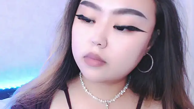 amelia sunlight online show from July 3, 4:13 pm