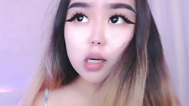 amelia sunlight online show from July 16, 8:26 pm
