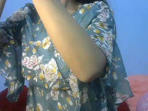 Snapshot of nanhi_munni chatting on May 2, 2:22 pm nanhi munni online show from May 2, 2:22 pm