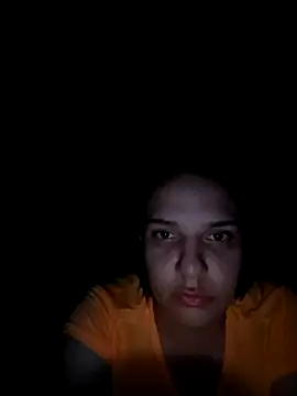 Snapshot of Laurencraft chatting on May 18, 2:07 am Laurencraft online show from May 18, 2:07 am