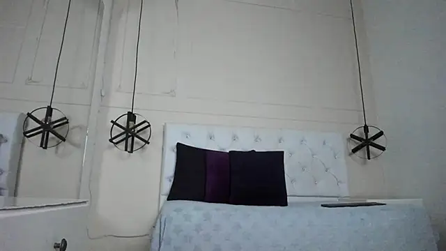 Snapshot of Slut_Milf_ chatting on February 15, 6:55 pm Slut Milf  online show from February 15, 6:55 pm