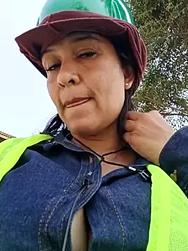 Snapshot of Slut_Milf_ chatting on March 11, 3:12 pm Slut Milf  online show from March 11, 3:12 pm