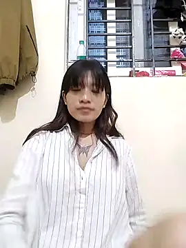 Snapshot of Cool__girl chatting on January 16, 8:03 pm Cool girl online show from January 16, 8:03 pm