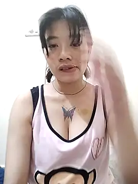 Snapshot of Cool__girl chatting on February 2, 7:04 pm Cool girl online show from February 2, 7:04 pm