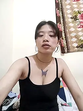 Snapshot of Cool__girl chatting on February 10, 4:25 pm Cool girl online show from February 10, 4:25 pm