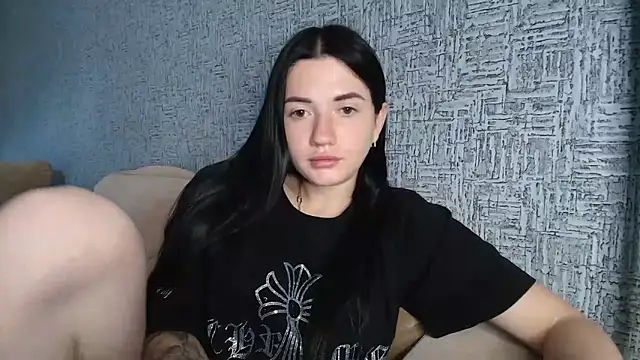 Snapshot of Liana_diva chatting on June 3, 11:24 am Liana diva online show from June 3, 11:24 am