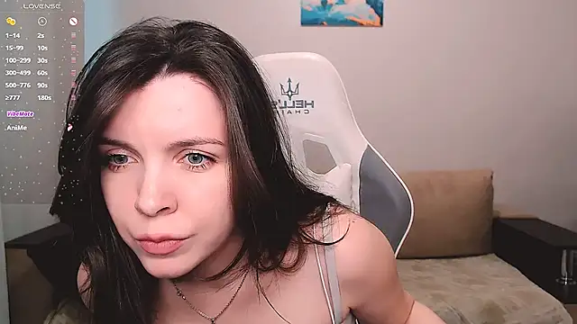 lunalovesu online show from March 11, 3:29 pm