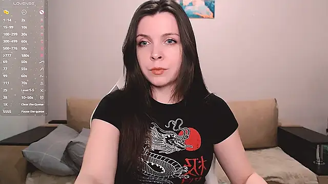 lunalovesu online show from March 26, 7:52 pm