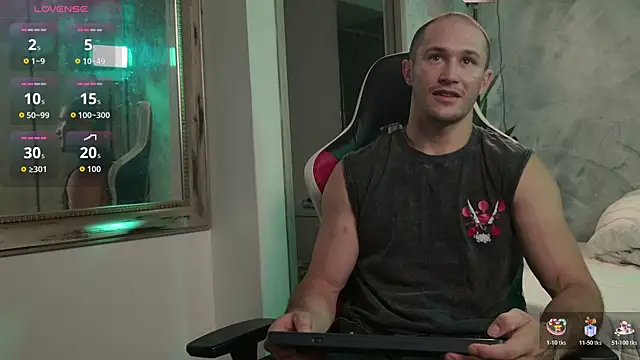 AxelFairchaild online show from April 4, 12:35 pm