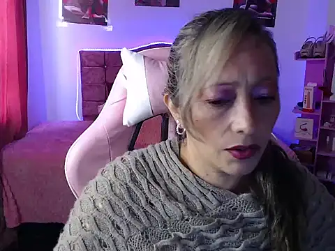 Melanyy 100 online show from February 20, 8:03 pm