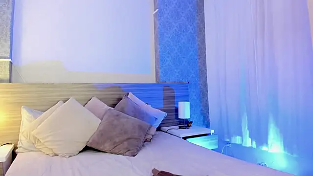 Snapshot of Mistyca chatting on November 4, 10:36 am Mistyca online show from November 4, 10:36 am