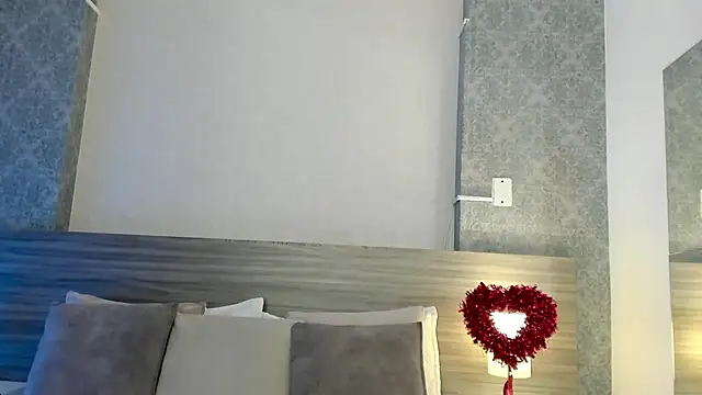 Snapshot of Mistyca chatting on February 19, 8:21 am Mistyca online show from February 19, 8:21 am