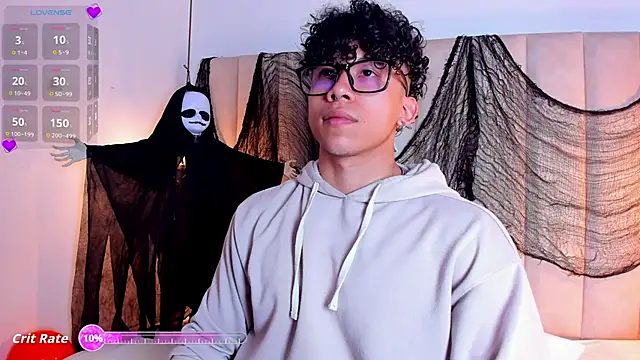 AkazaBoy  online show from October 31, 5:41 am