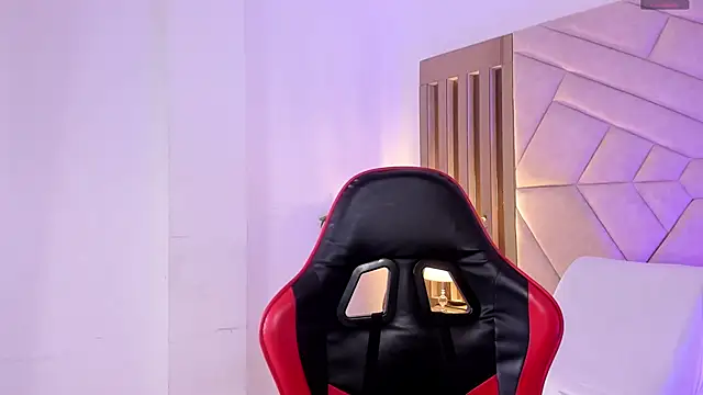 AkazaBoy  online show from April 4, 4:33 am