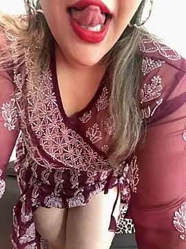 Snapshot of famous_indian_girl chatting on September 20, 6:09 pm famous indian girl online show from September 20, 6:09 pm