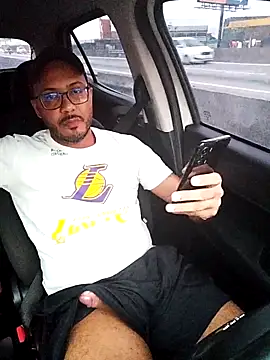 johnwalkerRjts online show from April 7, 9:21 am