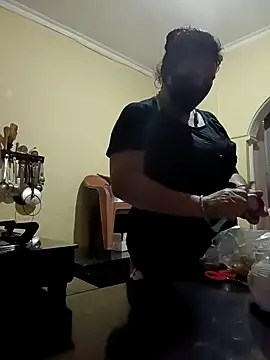 Snapshot of Punjabi_beauty123 chatting on March 20, 1:37 pm Punjabi beauty123 online show from March 20, 1:37 pm