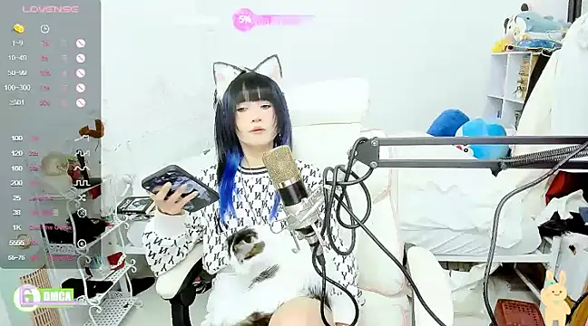 RassieRaph online show from December 17, 7:15 pm