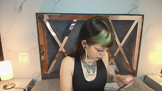 AuroraDiaz online show from April 9, 11:59 am