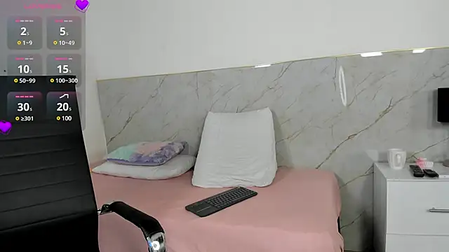 Mackenize online show from December 13, 6:59 pm