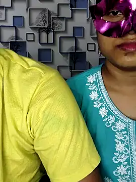 Snapshot of Hot_Bhabi08 chatting on May 23, 8:07 am Hot Bhabi08 online show from May 23, 8:07 am