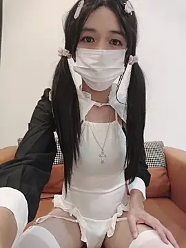 Snapshot of Youki_Eye chatting on June 11, 2:48 pm Youki Eye online show from June 11, 2:48 pm