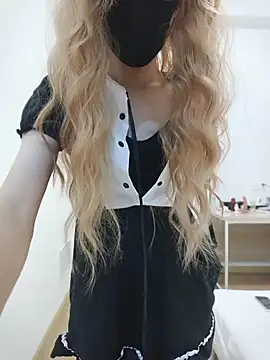 Snapshot of Youki_Eye chatting on July 29, 2:37 pm Youki Eye online show from July 29, 2:37 pm