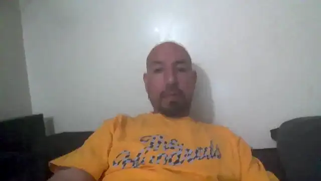 Snapshot of nakedtony81 chatting on April 4, 9:07 am nakedtony81 online show from April 4, 9:07 am