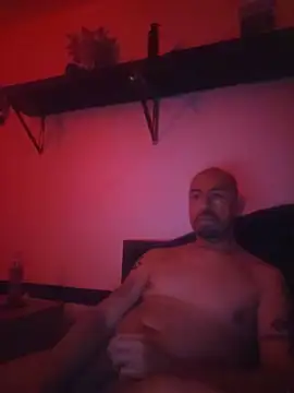 Snapshot of nakedtony81 chatting on June 2, 4:20 pm nakedtony81 online show from June 2, 4:20 pm