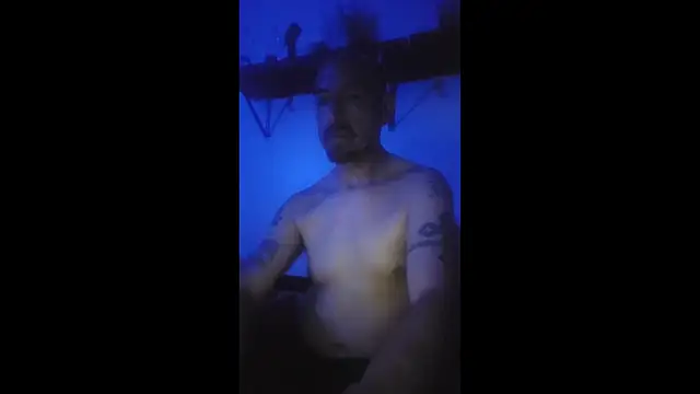 Snapshot of nakedtony81 chatting on July 22, 2:42 pm nakedtony81 online show from July 22, 2:42 pm