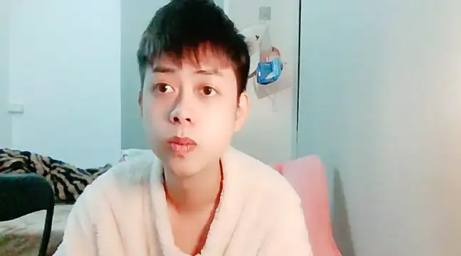 FFFFZ189 online show from December 13, 8:51 am