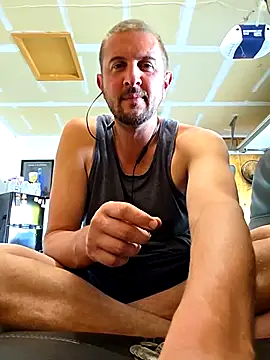 Snapshot of MrMechanic38 chatting on August 8, 12:13 am MrMechanic38 online show from August 8, 12:13 am