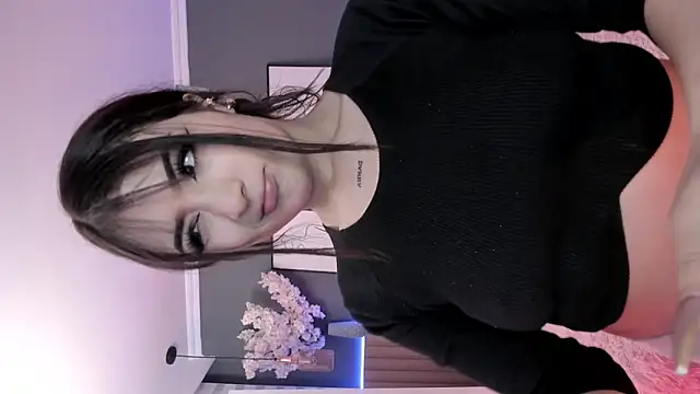 Megan mooree  online show from February 15, 11:06 am