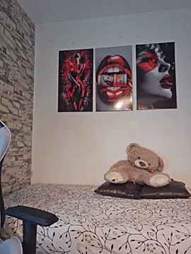 Snapshot of Antonella2_m chatting on May 22, 1:06 pm Antonella2 m online show from May 22, 1:06 pm