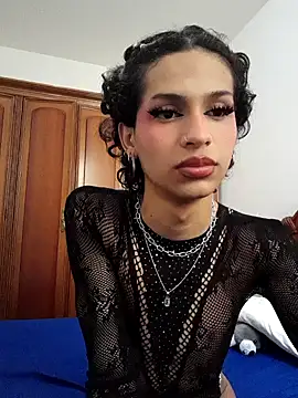 Snapshot of Abby_bella09 chatting on January 23, 10:43 am Abby bella09 online show from January 23, 10:43 am