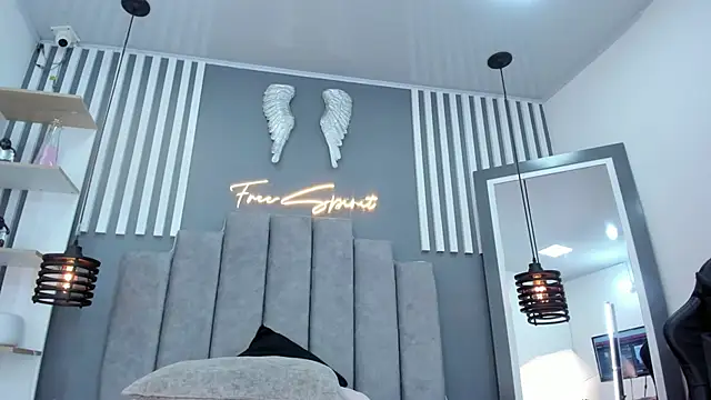 Sofi ramos online show from December 18, 10:35 pm